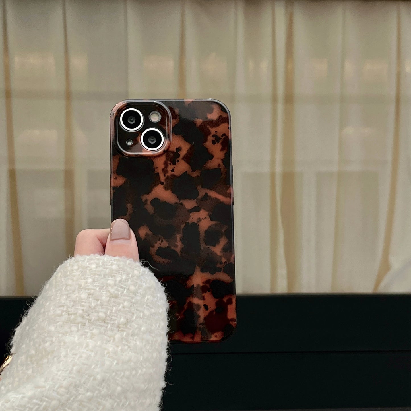Stylish Dark Color Tortoiseshell Amber Soft Glossy Cover Case for iPhone 16 15 14 13 12  Series