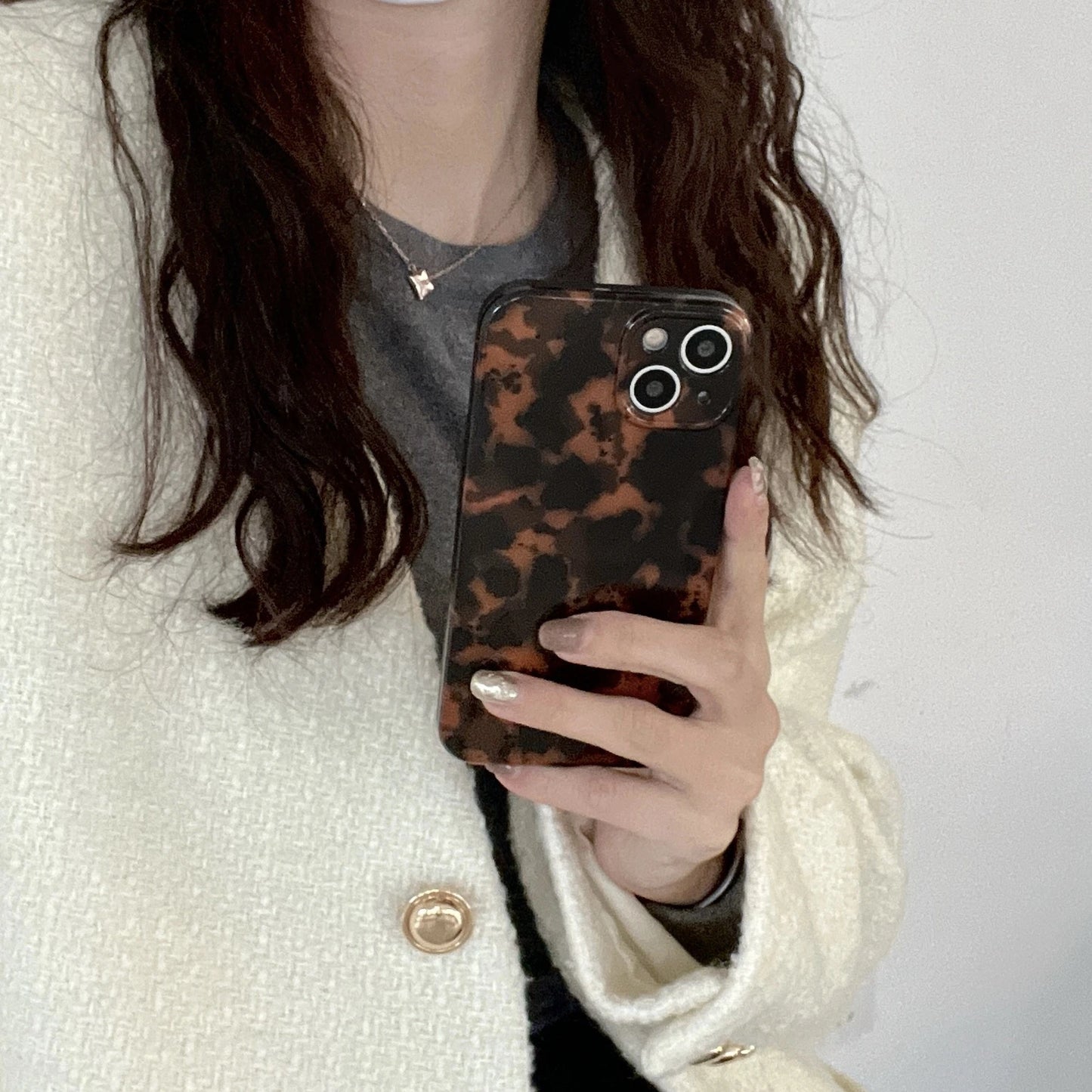 Stylish Dark Color Tortoiseshell Amber Soft Glossy Cover Case for iPhone 16 15 14 13 12  Series